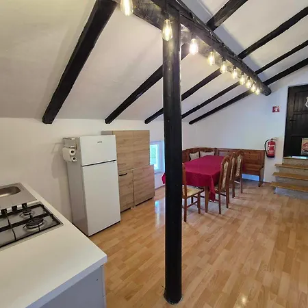 Antik 홈스테이 *