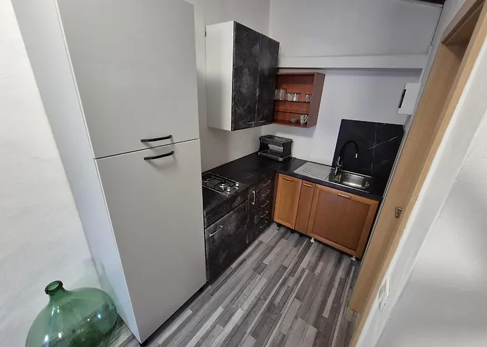 Antik * אילירסקה ביסטריצה